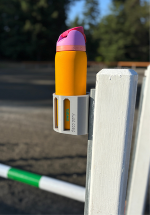 Equestrian bottle holder 